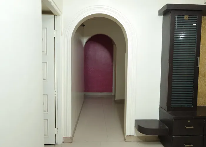 Laxminarayan Service Apartment