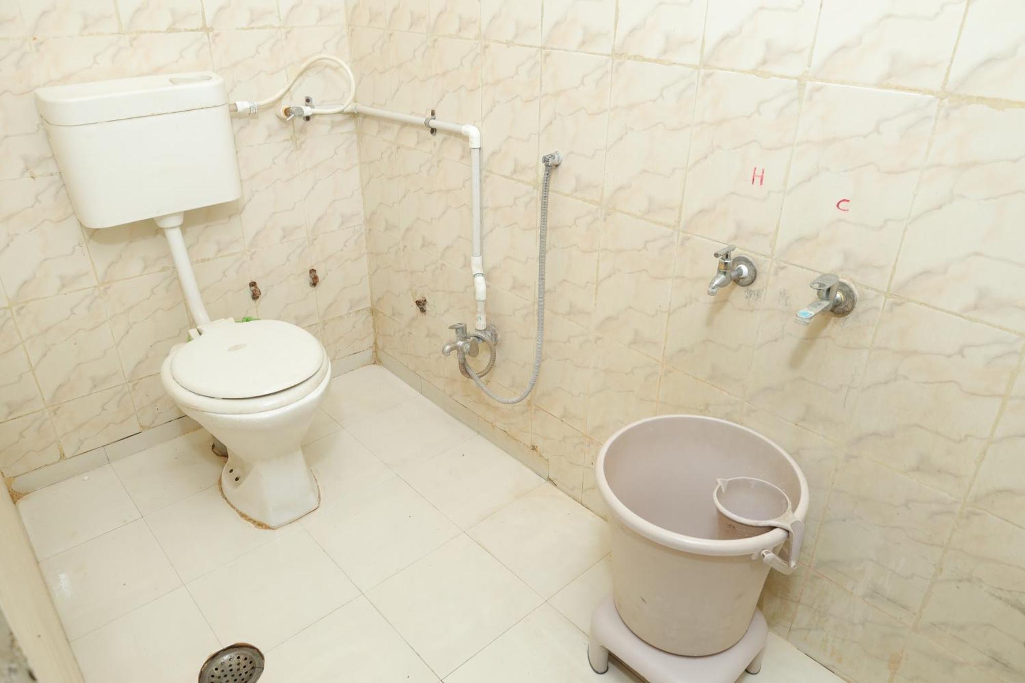 Laxminarayan Service Apartment *